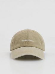 Czapka z daszkiem - musztardowy. Czapki z daszkiem damskie Reserved, bez wzorów. Za 59.99 zł.