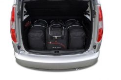 Torby Do Bagażnika Skoda Roomster 2006-2015 4Szt Kjust. Czarne torby podróżne KJUST, bez wzorów, z kauczuku. Za 1,203.00 zł.