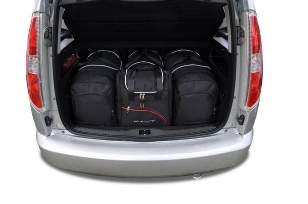 Torby Do Bagażnika Skoda Roomster 2006-2015 4Szt Kjust. Czarne torby podróżne KJUST, bez wzorów, z kauczuku. Za 1,203.00 zł.