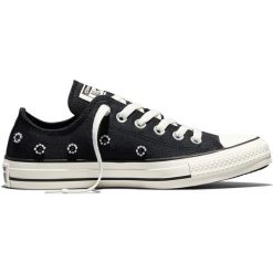 Buty sportowe Converse Chuck Taylor All Star. Czarne obuwie sportowe damskie Converse, bez zapięcia. Za 590.00 zł.
