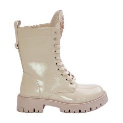 Lakierowane Ocieplane Botki Workery Z Ozdobą Beżowe Kelilea beżowy. Brązowe botki damskie z lakierowanej skóry, eleganckie, bez obcasa, bez zapięcia. Za 250.60 zł.