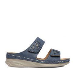 Klapki Go Soft. Niebieskie klapki damskie GO SOFT, bez wzorów, bez obcasa, bez zapięcia. Za 89.99 zł.