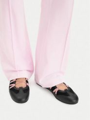Juicy Couture Baleriny CEO-JC5588 Czarny. Czarne balerinki damskie Juicy Couture, bez wzorów, ze skóry. Za 179.99 zł.