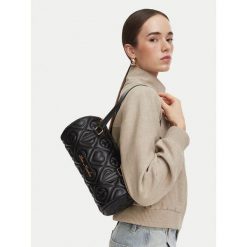 Torebka LOVE MOSCHINO. Czarne torebki klasyczne damskie Love Moschino, bez dodatków. Za 949.99 zł.