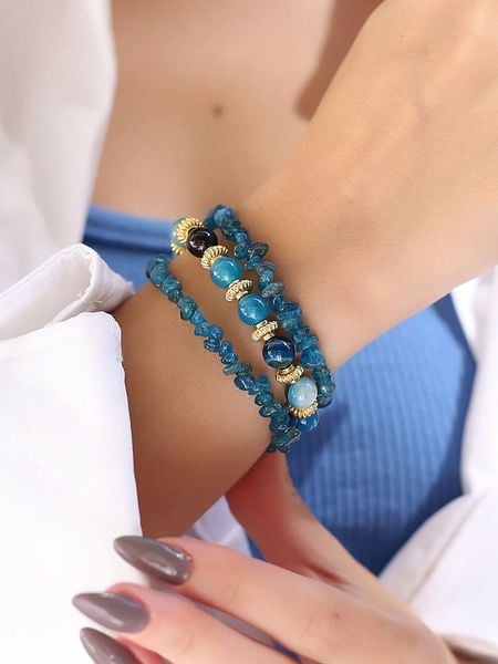 Pierres delicates Pozłacana bransoletka z agatami i azurytami rozmiar: onesize. Niebieskie bransoletki damskie Pierres delicates, pozłacane. Za 52.99 zł.