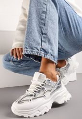 Biało-Srebrne Sneakersy z Metalicznymi Wstawkami na Niskiej Platformie z Ozdobnym Sznurkiem Oiriema. Białe obuwie sportowe damskie Renee, bez zapięcia. Za 99.99 zł.
