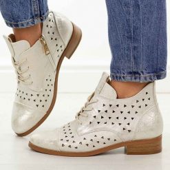 Złote ażurowe botki damskie Vinceza 58620. Żółte botki damskie VINCEZA, na jesień, z jeansu, eleganckie, z okrągłym noskiem, bez obcasa, na obcasie, bez zapięcia. Za 219.00 zł.