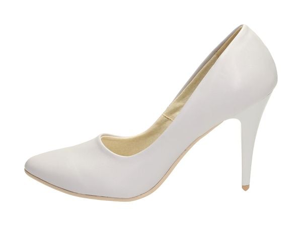 Szare Polskie szpilki damskie Suzana 2906m. Szare szpilki damskie Suzana, bez wzorów, ze skóry, bez obcasa, na szpilce, bez zapięcia. Za 99.00 zł.