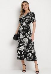 Czarno-Biała Sukienka Długa z Kopertową Górą w Kwiatowy Print Solmare. Czarne sukienki damskie Born2be, bez wzorów, eleganckie, bez ramiączek. Za 79.99 zł.