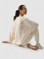 4F Bluza dresowa oversize nierozpinana bez kaptura damska - kremowa L. Brązowe bluzy damskie 4F, l, bez wzorów, z bawełny, bez kaptura. Za 79.99 zł.