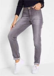 Jeansy o kroju mom, mid waist, z wygodnym stretchem. Niebieskie jeansy damskie bonprix. Za 109.99 zł.