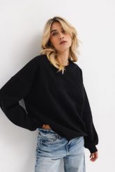 BLUZA LOLA CZARNA Z HAFTEM L - Flawless. Czarne bluzy damskie Flawless, l, bez wzorów, z bawełny, bez kaptura. Za 340.00 zł.