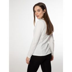 Koszulka damska Protest MUTEZ 1/4 zip top. Czarne koszulki damskie Protest, bez wzorów, bez kołnierzyka, bez ramiączek. Za 189.99 zł.