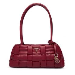 Torebka Guess. Czerwone torebki klasyczne damskie Guess, bez dodatków. Za 679.99 zł.