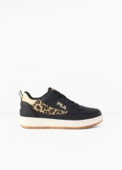 Sneakersy Fila ze zwierzęcymi detalami. Czarne obuwie sportowe treningowe bonprix. Za 269.99 zł.