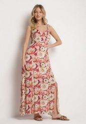 Czerwona Rozkloszowana Sukienka z Wiskozy w Kwiatowym Wzór Redeelle. Czerwone sukienki damskie Born2be, bez wzorów, z wiskozy, eleganckie, bez ramiączek. Za 119.99 zł.