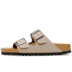 Klapki Birkenstock Arizona Birkibuc Dorosłych. Szare klapki damskie Birkenstock, bez wzorów, z nubiku, bez obcasa, bez zapięcia. Za 422.96 zł.