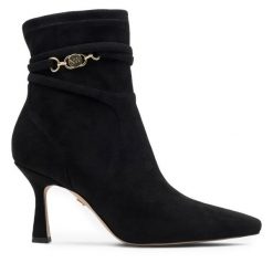 Botki Nine West. Czarne botki damskie Nine West, bez obcasa, na szpilce, bez zapięcia. Za 279.99 zł.