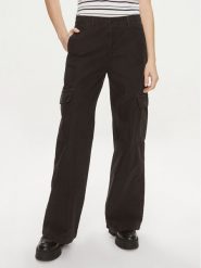 Levi's® Spodnie materiałowe A6077-0003 Czarny Baggy Fit. Czarne spodnie materiałowe damskie bez wzorów, z bawełny. Za 379.99 zł.