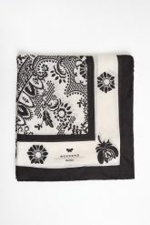 Szal damski z jedwabiem Sarong WEEKEND MAX MARA. Szaliki damskie Weekend Max Mara, bez wzorów. W wyprzedaży za 551.20 zł.