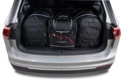 Torby Do Bagażnika Vw Tiguan 2016-2024 4Szt Kjust. Czarne torby podróżne KJUST, bez wzorów, z kauczuku. Za 1,216.00 zł.