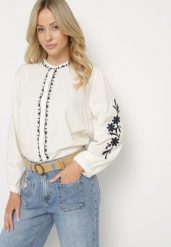 Beżowa Bawełniana Koszula Bez Kołnierzyka Zdobiona Haftem Gonavia. Brązowe koszule damskie Born2be, l, z aplikacjami, z bawełny, eleganckie, bez kołnierzyka, bez ramiączek. Za 99.99 zł.