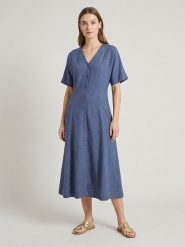 MOSS COPENHAGEN Sukienka "Viana" w kolorze niebieskim rozmiar: M. Niebieskie sukienki damskie Moss Copenhagen, bez wzorów, bez ramiączek. Za 223.46 zł.