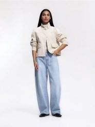 Sztruksowa kurtka oversize - kremowy. Białe kurtki damskie Reserved, l, bez wzorów, z bawełny, bez kaptura. Za 159.99 zł.