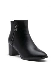 Foreverfolie Botki w kolorze czarnym rozmiar: 40. Czarne botki damskie Foreverfolie, eleganckie, bez obcasa, bez zapięcia. Za 165.95 zł.