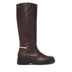 Oficerki Tommy Hilfiger. Brązowe kozaki damskie Tommy Hilfiger, bez obcasa, na płaskiej podeszwie, bez zapięcia. Za 1,299.00 zł.