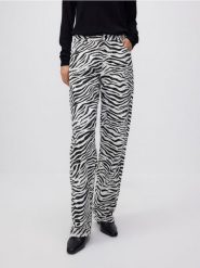 Jeansy straight ze zwierzęcym wzorem - wielobarwny. Jeansy damskie Reserved. W wyprzedaży za 69.99 zł.