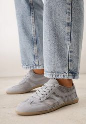 Niebieskie Sneakersy Typu Tenisówki z Siateczkowymi Wstawkami Corigoria. Niebieskie obuwie sportowe damskie Born2be, z jeansu, bez zapięcia, tenisowe. Za 99.99 zł.