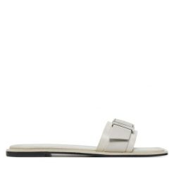 Klapki Calvin Klein. Szare klapki damskie Calvin Klein, bez wzorów, bez obcasa, bez zapięcia. Za 309.99 zł.