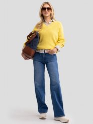 Sweter damski z wiskozy z dekoltem v-neck żółty Cyntiana 200. Żółte swetry klasyczne damskie Big Star, l, z wiskozy, bez kołnierzyka. W wyprzedaży za 99.99 zł.
