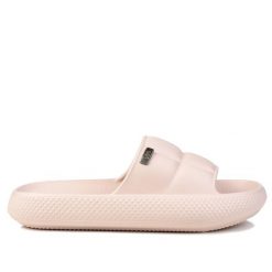 Klapki damskie sportowe Lee MAYA SLIDER WOMEN LOW. Czerwone klapki damskie Lee, bez wzorów, z materiału, bez obcasa, bez zapięcia. Za 89.00 zł.
