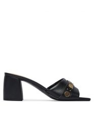 Guess Klapki FLJGAU ELE03 Czarny. Czarne klapki damskie Guess, z aplikacjami, ze skóry, bez obcasa, bez zapięcia. Za 549.99 zł.