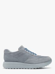 Niebieskie sportowe półbuty PATTY. Niebieskie obuwie sportowe casual damskie RKO, ze skóry. W wyprzedaży za 299.99 zł.