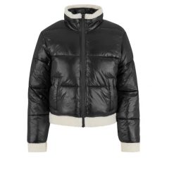 Kurtka puchowa z recyklingu damska Urban Classics Sherpa. Białe kurtki damskie Urban Classics, bez wzorów, z puchu, bez kaptura. Za 298.00 zł.