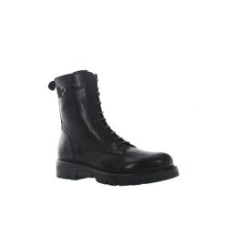 Trapery damskie LUMBERJACK MELANY. Czarne trapery damskie Lumberjack, bez zapięcia. Za 299.99 zł.