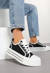 Czarne Trampki na Grubej Podeszwie z Cyrkoniami Felithea. Czarne trampki damskie Born2be, bez wzorów, z jeansu, bez zapięcia. Za 89.99 zł.