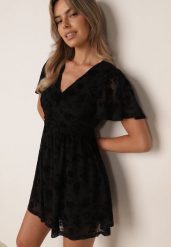 Czarna Elegancka Sukienka Ozdobiona Welurowym Motywem Deininca. Czarne sukienki damskie Born2be, bez wzorów, z elastanu, eleganckie, bez ramiączek. Za 159.99 zł.