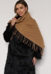 Jasnobrązowy Trójkątny Szalik Zdobiony Frędzlami Vetifara. Brązowe szaliki damskie Born2be, na zimę, z aplikacjami, z jeansu. Za 34.99 zł.