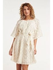 Smashed Lemon Sukienka w kolorze kremowym rozmiar: 3XL. Brązowe sukienki damskie Smashed Lemon, bez wzorów, z tkaniny, bez ramiączek. Za 224.45 zł.