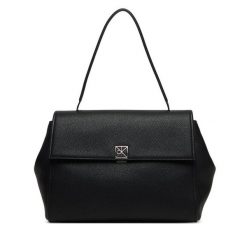 Torebka Calvin Klein. Czarne torebki klasyczne damskie Calvin Klein, bez dodatków. Za 699.99 zł.
