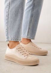 Beżowe Trampki z Imitacji Zamszu z Nieregularną Podeszwą ze Żłobieniami Naranatea. Brązowe trampki damskie Born2be, bez wzorów, z jeansu, bez zapięcia. Za 69.99 zł.