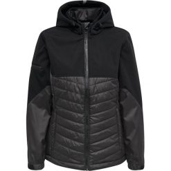 Kurtka damska Hummel North Hybrid. Czarne kurtki sportowe damskie Hummel, na jesień, xl, bez wzorów, z materiału, z kapturem. Za 398.00 zł.