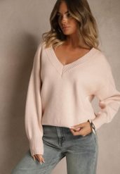 Różowy Sweter z Kaszmirem i Trójkątnym Dekoltem Plenne. Czerwone swetry klasyczne damskie Renee, z kaszmiru, bez kołnierzyka. Za 139.99 zł.