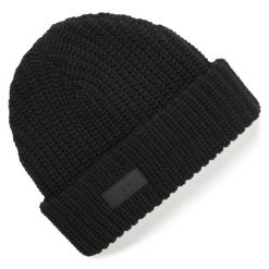 Czapka beanie z dzianiny. Czarne czapki damskie GILL, bez wzorów, z dzianiny. Za 151.70 zł.