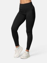 KARI TRAA Legginsy sportowe "Nia" w kolorze czarnym rozmiar: XS. Czarne legginsy damskie Kari Traa, xs, bez wzorów, z podwyższonym stanem, outdoorowe. Za 253.45 zł.