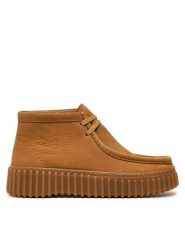 Clarks Botki Torhill Moss 26179359 Brązowy. Brązowe botki damskie Clarks, z nubiku, bez obcasa, na płaskiej podeszwie, bez zapięcia. Za 599.99 zł.